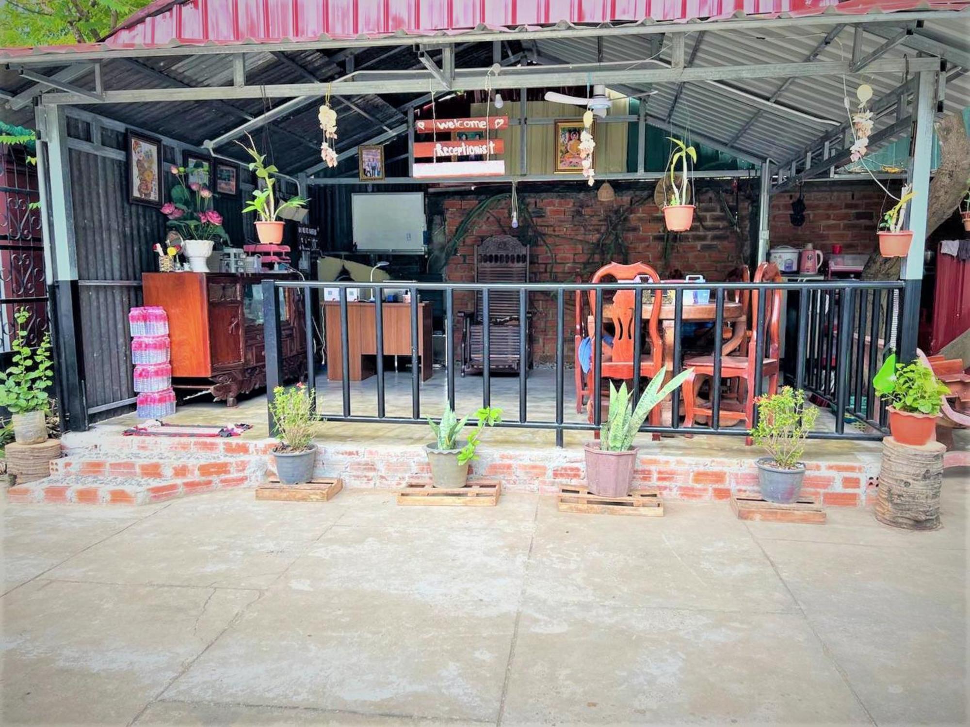 Lotus Blanc Homestay Villa Battambang Exterior foto