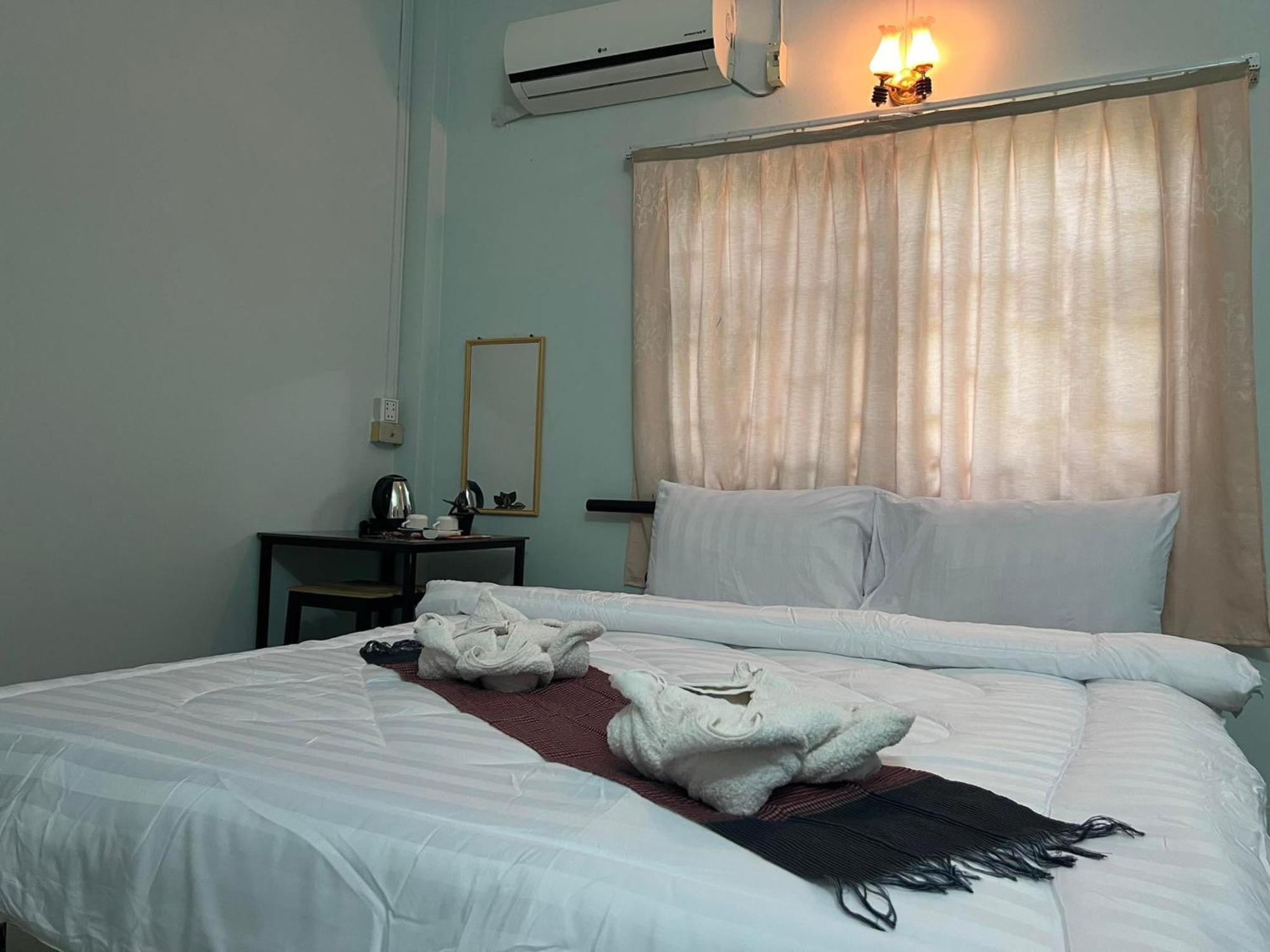 Lotus Blanc Homestay Villa Battambang Exterior foto